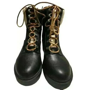 Indigo Rd. Women Vegan Leather Faux Fur Boots Treaded Platform Heels. Size 7M